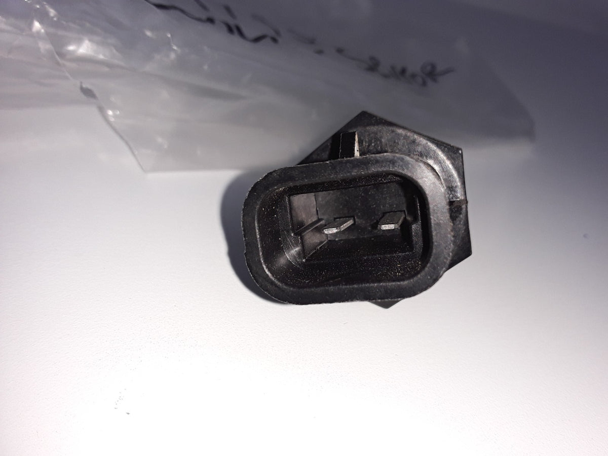 Mack 64MT436 Engine Coolant Level Sensor Assembly For Mack Trucks