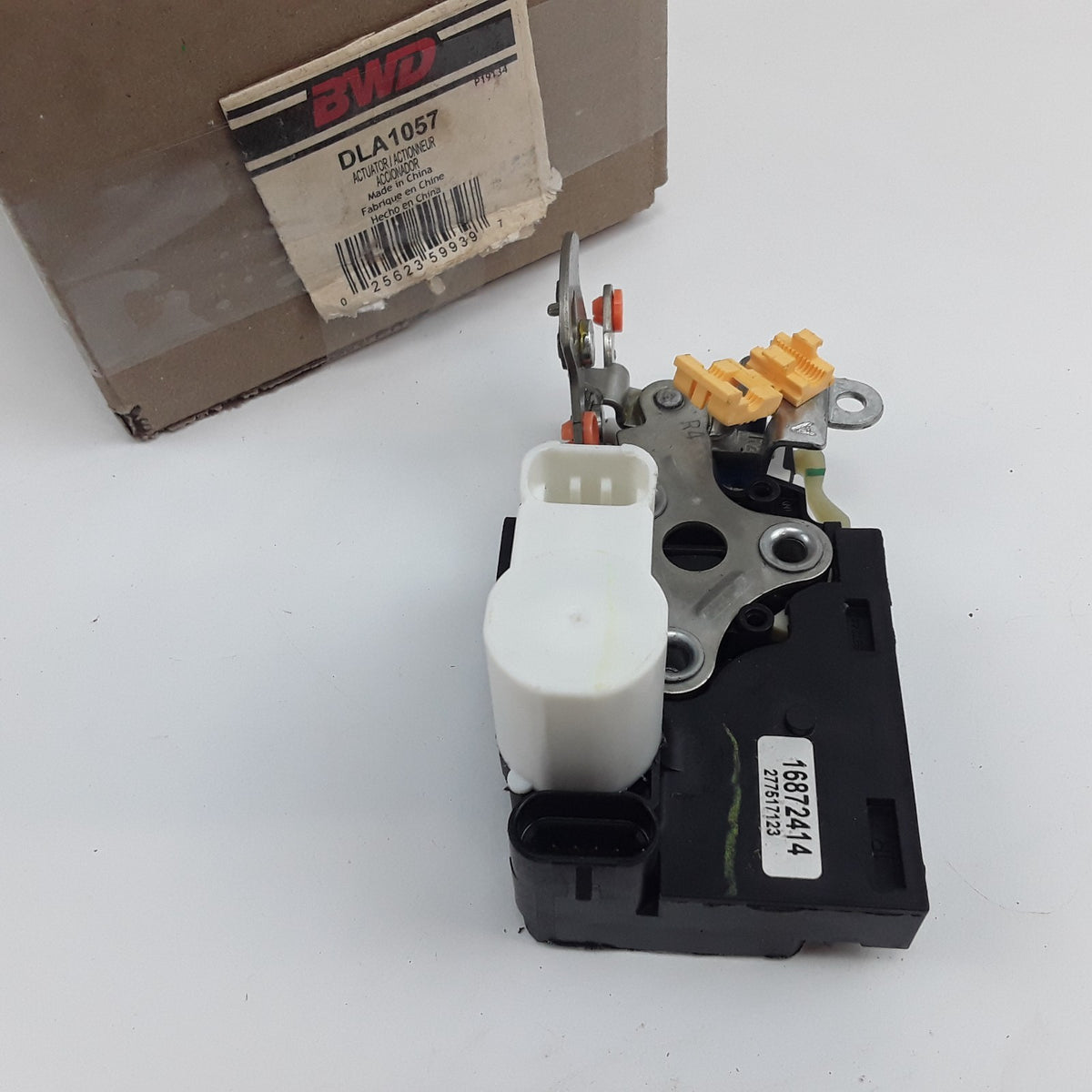 Front Right Door Lock Actuator For GMC Oldsmobile Buick Saab Chevrolet 2002-2009