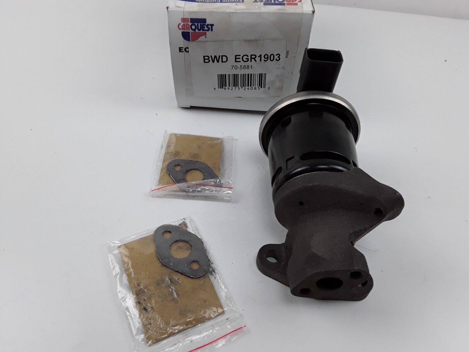 Exhaust Gas Recirculation EGR Valve Fits Concorde,Intrepid,Sebring,Stratus NEW - HotCarParts