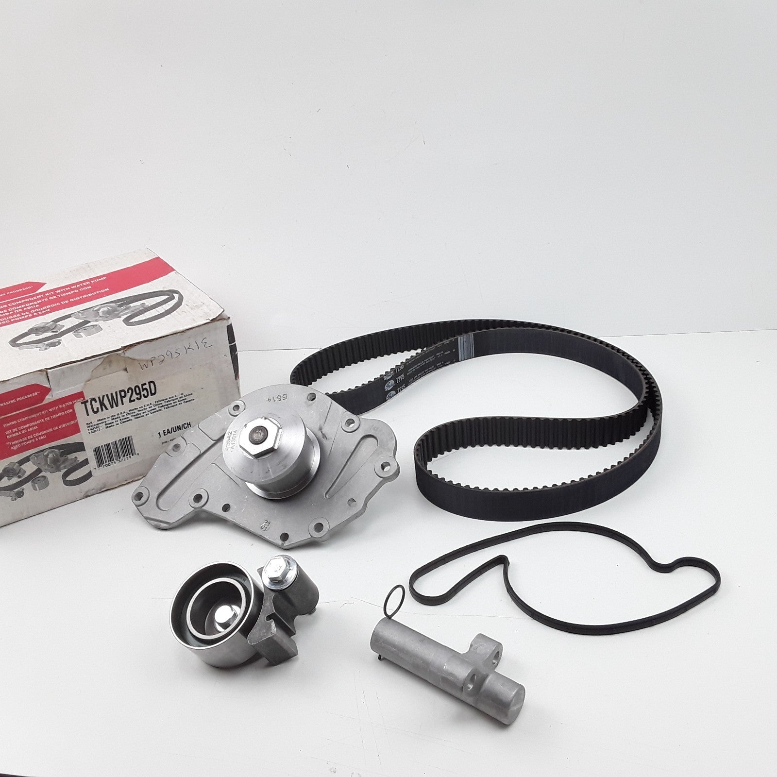 Engine Timing Belt Kit w/ Water Pump For Chrysler 300 Dodge Challenger 2005-2010