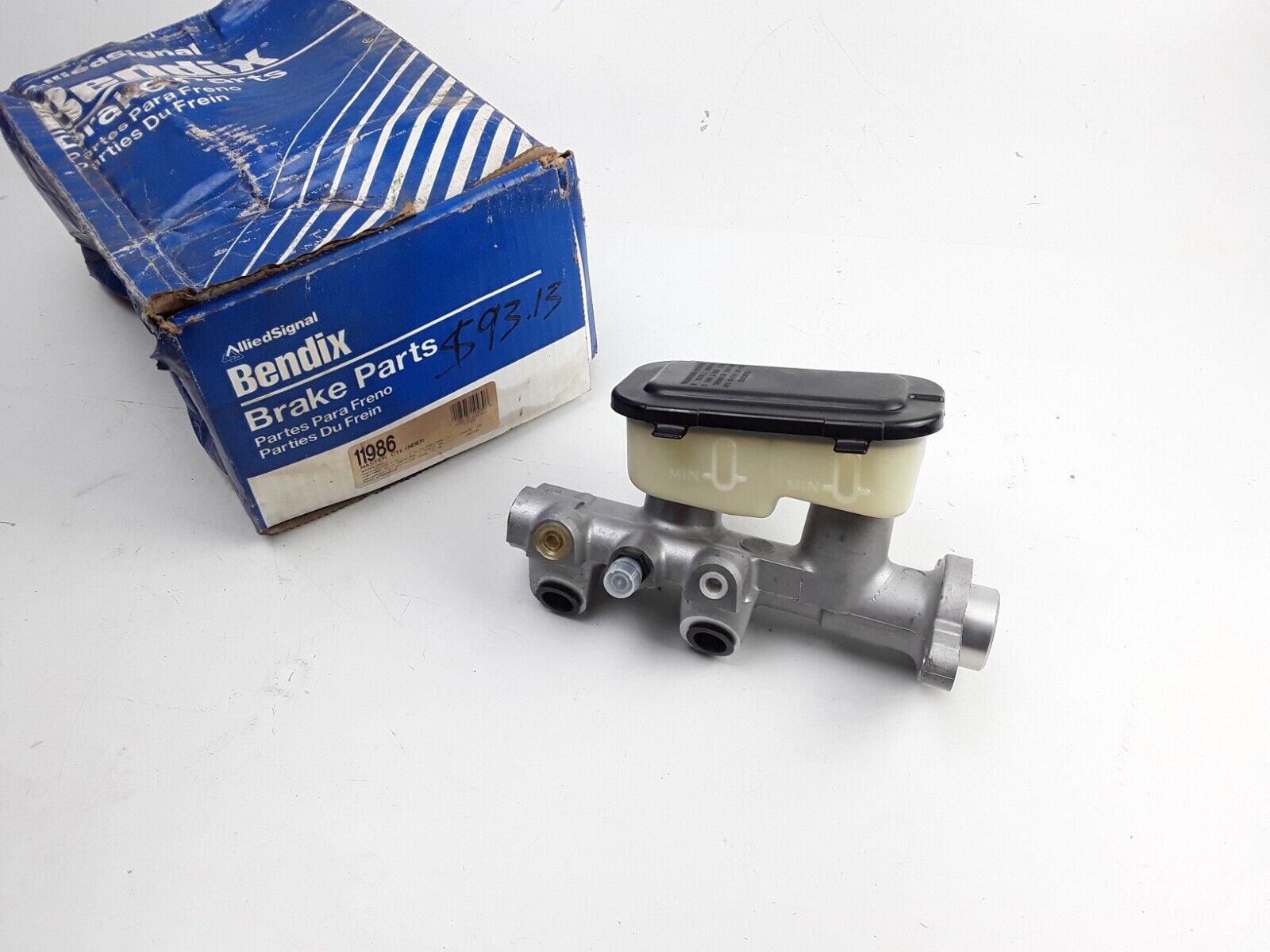 Brake Master Cylinder-w/o ABS Bendix 11986 FAST FREE SHIPPING - HotCarParts