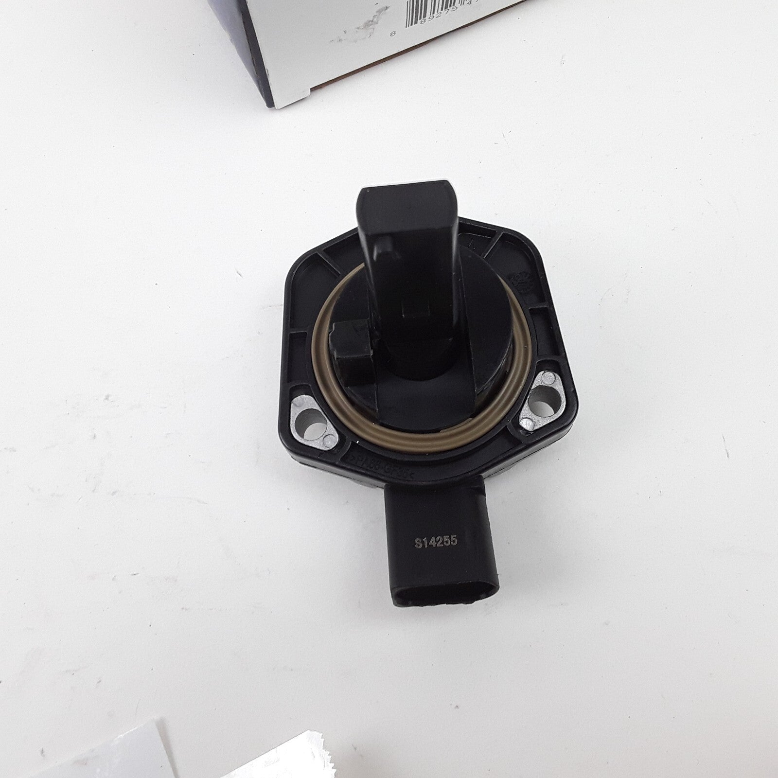 Engine Oil Level Sensor Fits Audi A4 1998-2002 Volkswagen Touareg 2004-2005
