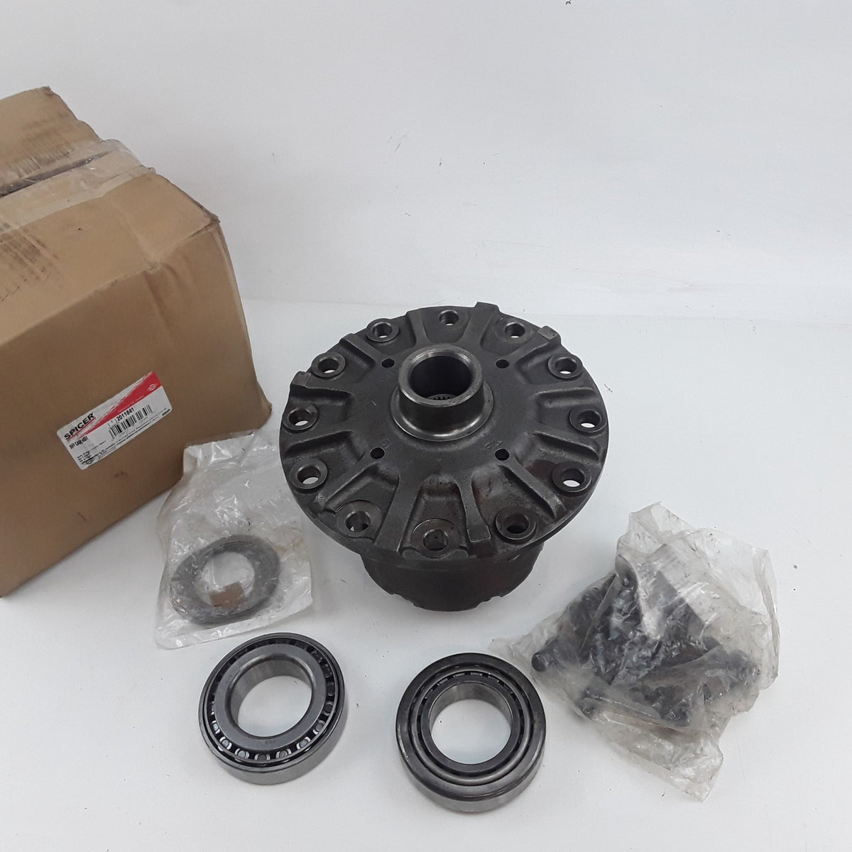 Differential Case Kit Fits Dodge Ram 2500 (1994 1995 1996 1997 1998 1999-2002)