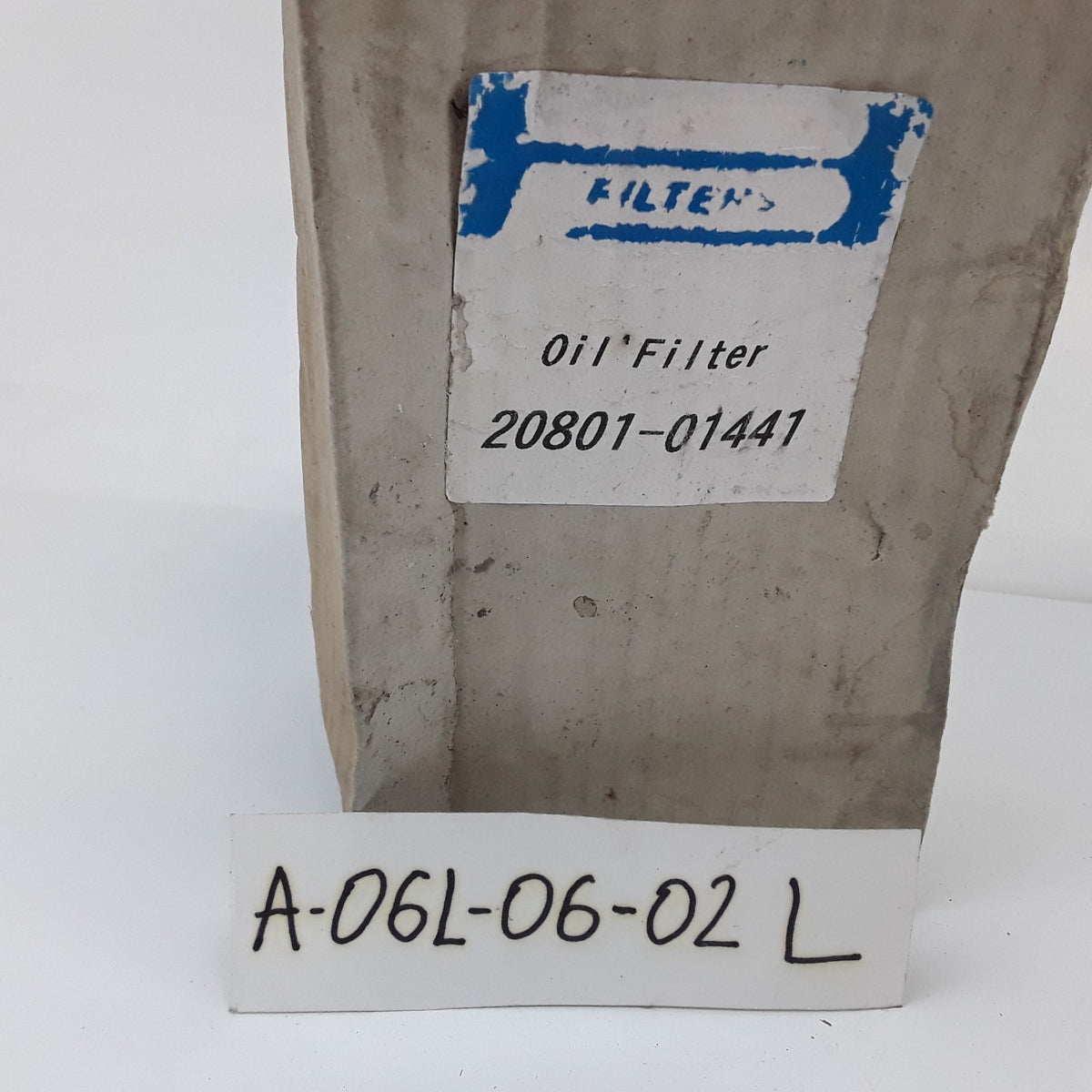 Oil Filter Fits Hino FD20 FF20 FD16 SG22 GC17 FF23 Freightliner FL80