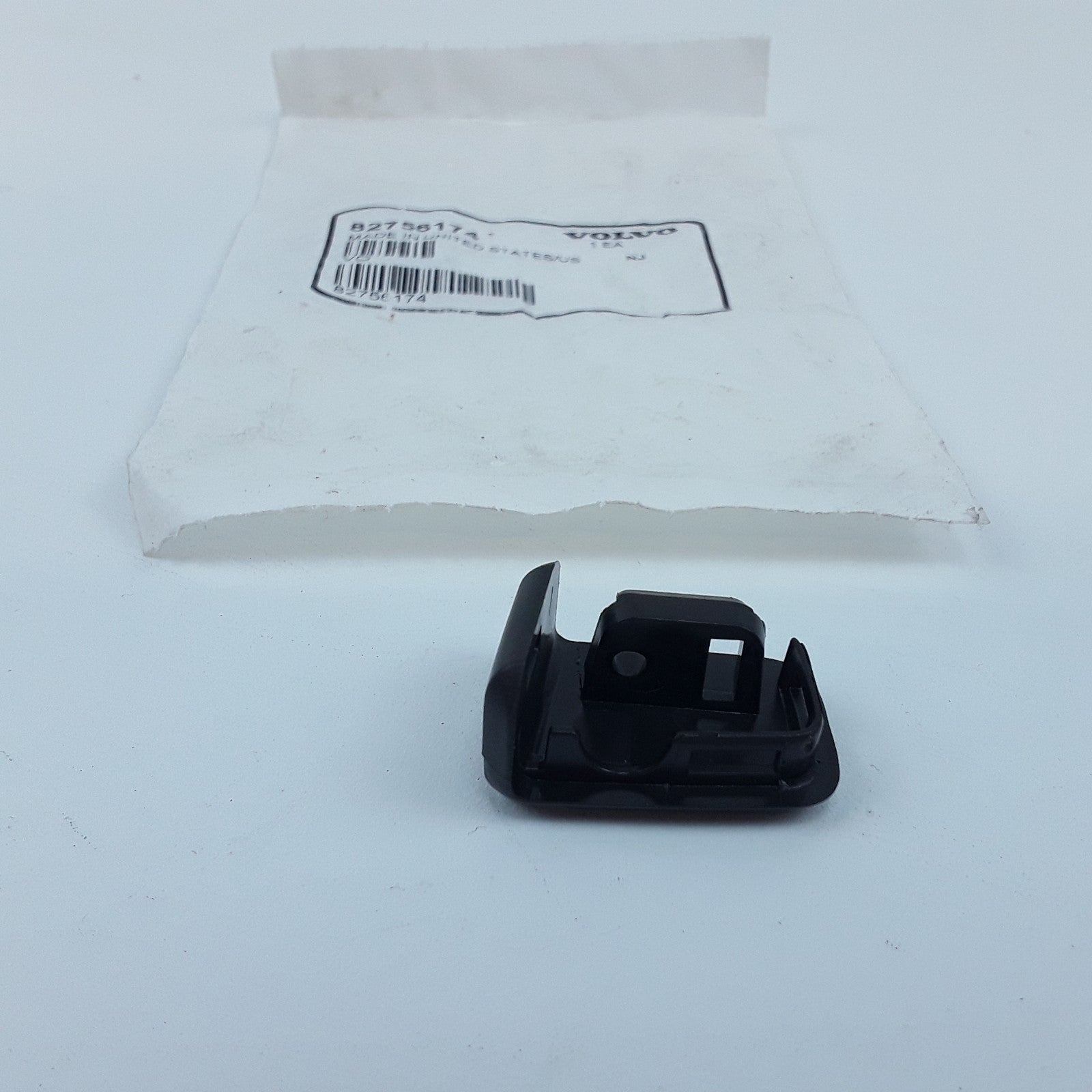 Genuine OEM Volvo 82756174 Driver Door Release Actuator For Volvo Trucks