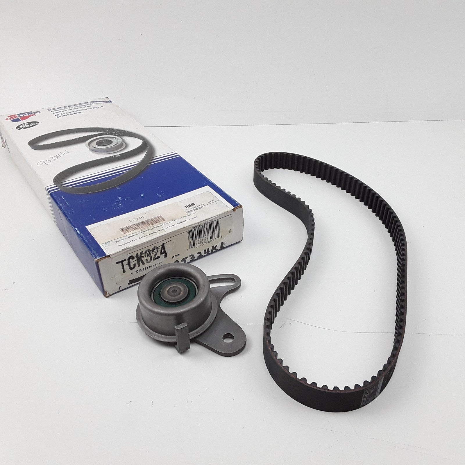 Gates 95324K1 Engine Timing Belt Kit Fits Hyundai Accent (2000 2001 2002 2003)