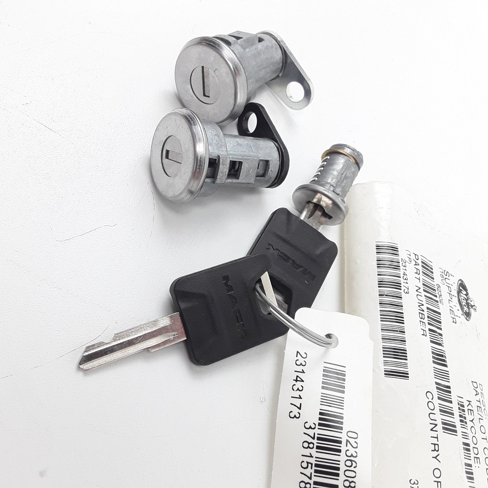 Ignition Door Lock Cylinder Kit 23143173 For Heavy Duty Mack Truck Series