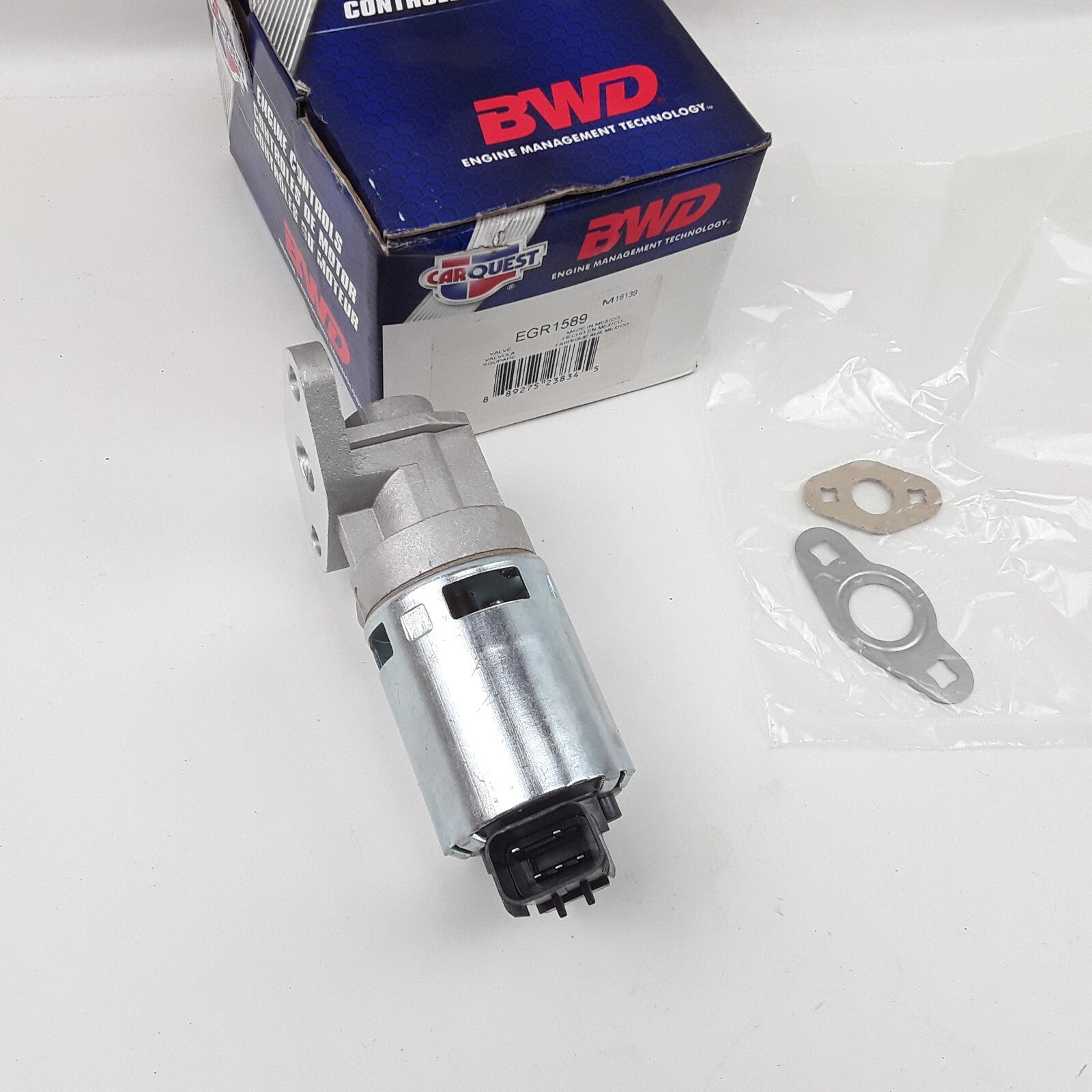 Exhaust Gas Recirculation EGR Valve Fits Chrysler Town & Country 2004-2005