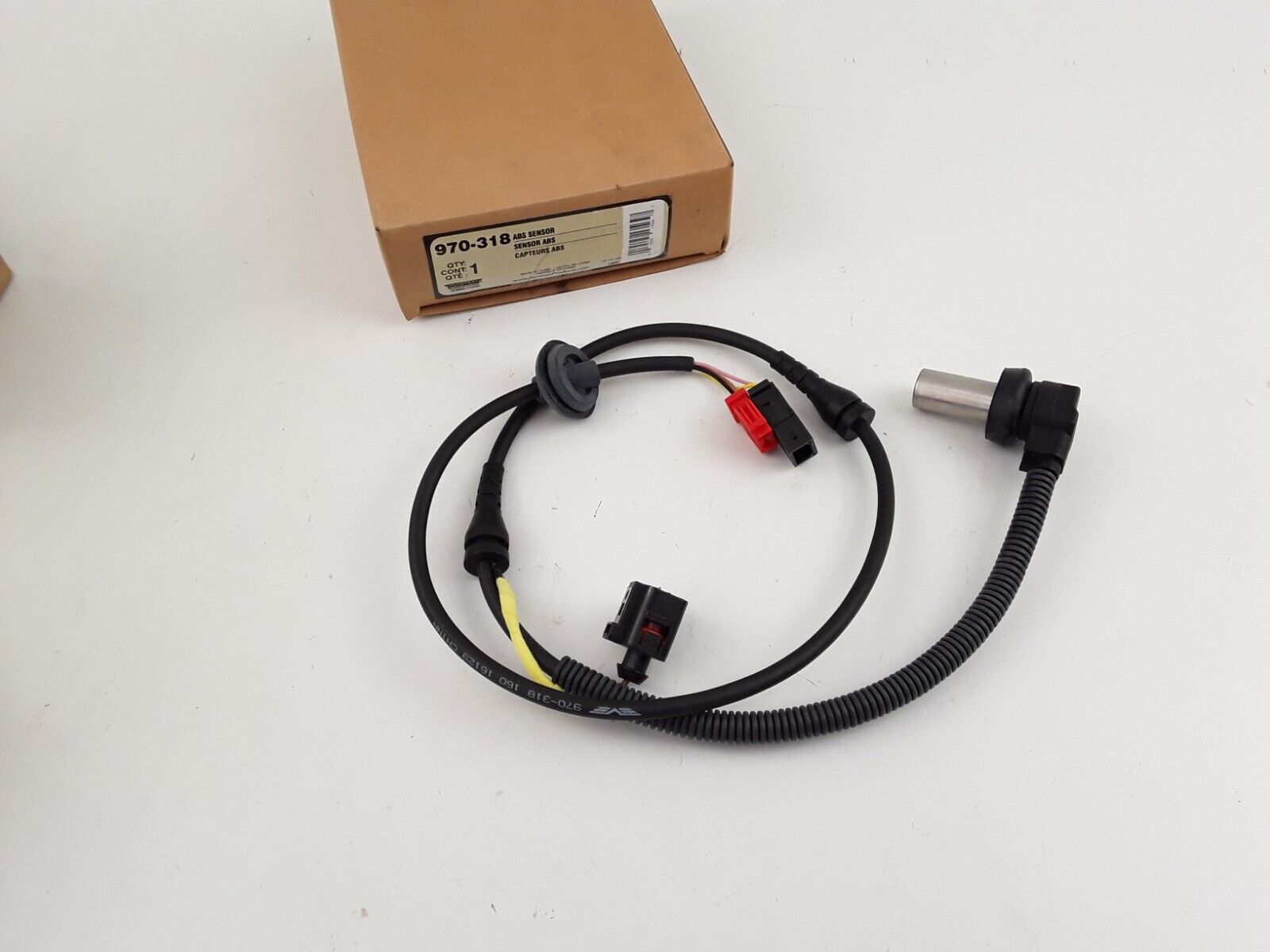 ABS Wheel Speed Sensor FOR Audi A4 Quattro 1999-2001,Volkswagen Passat 1998-2005 - HotCarParts