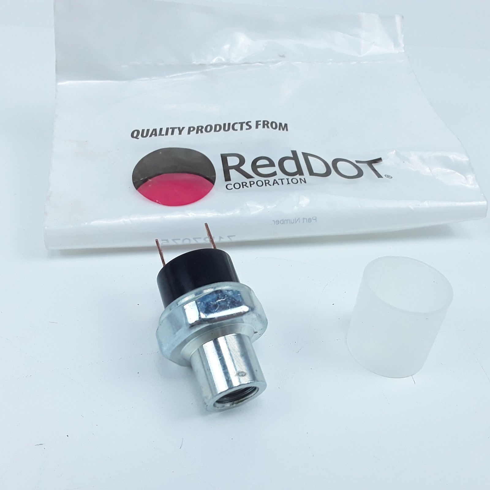 Binary Pressure Switch Fits Freightliner FL60 FL70 FL50 FLD112 FLD120 1991-1998