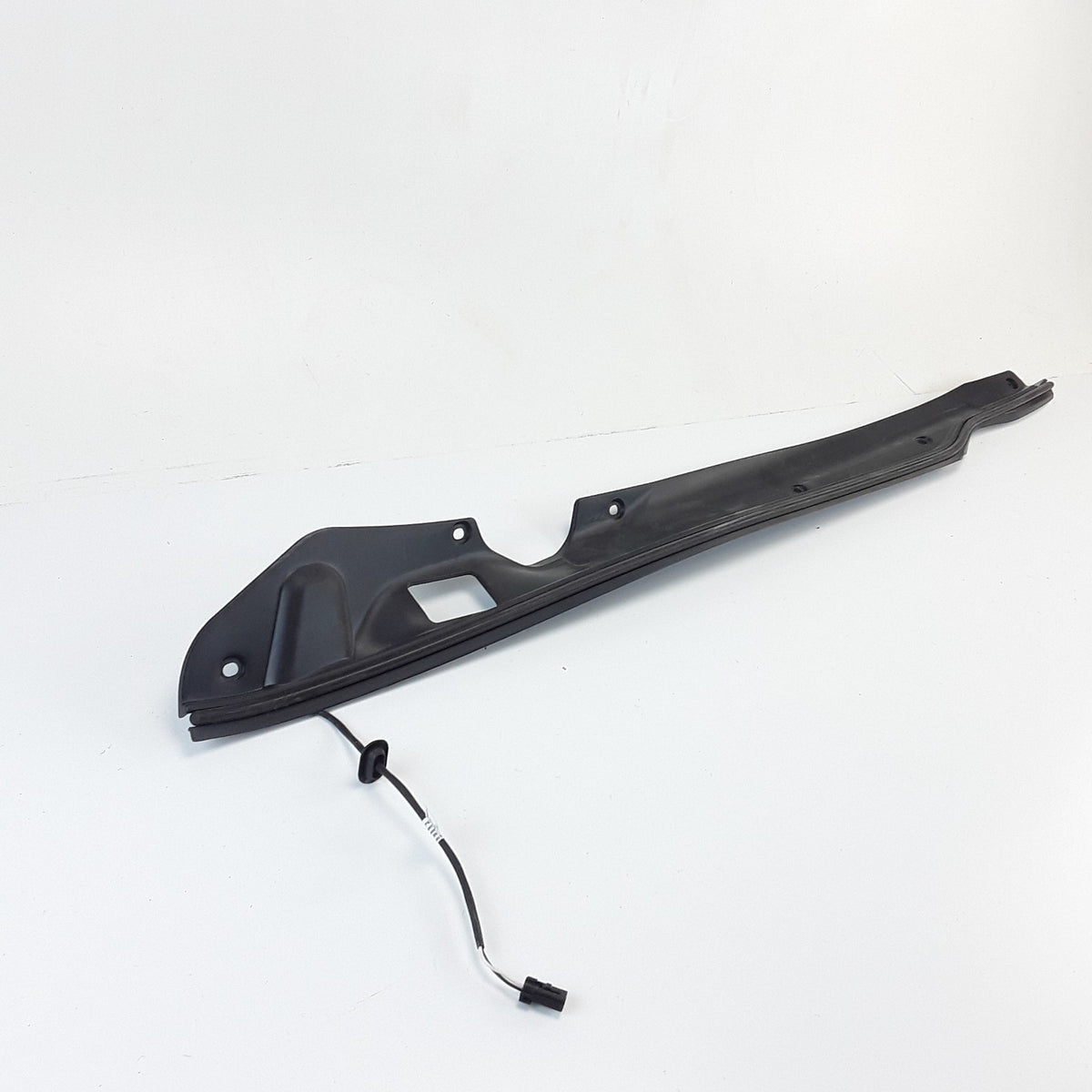 Model S 2012-2025 Left Liftgate Anti Pinch Sensor 6007576-00-C OEM