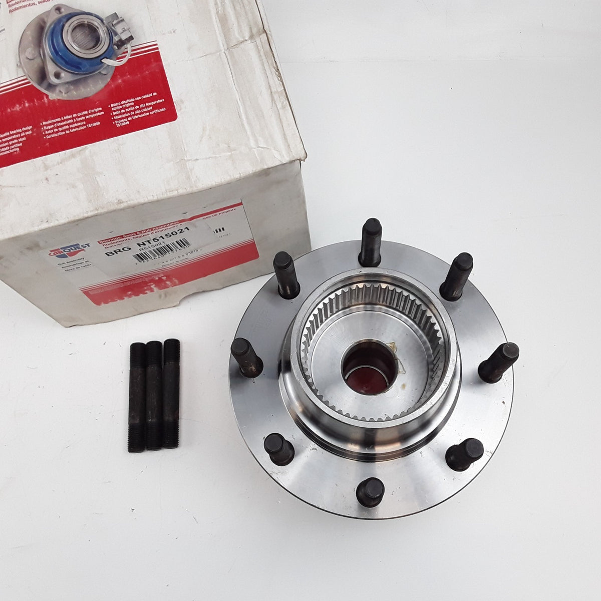 Front Wheel Bearing and Hub Fits Ford F-350 F-250 Super Duty (1999 2000 2001)