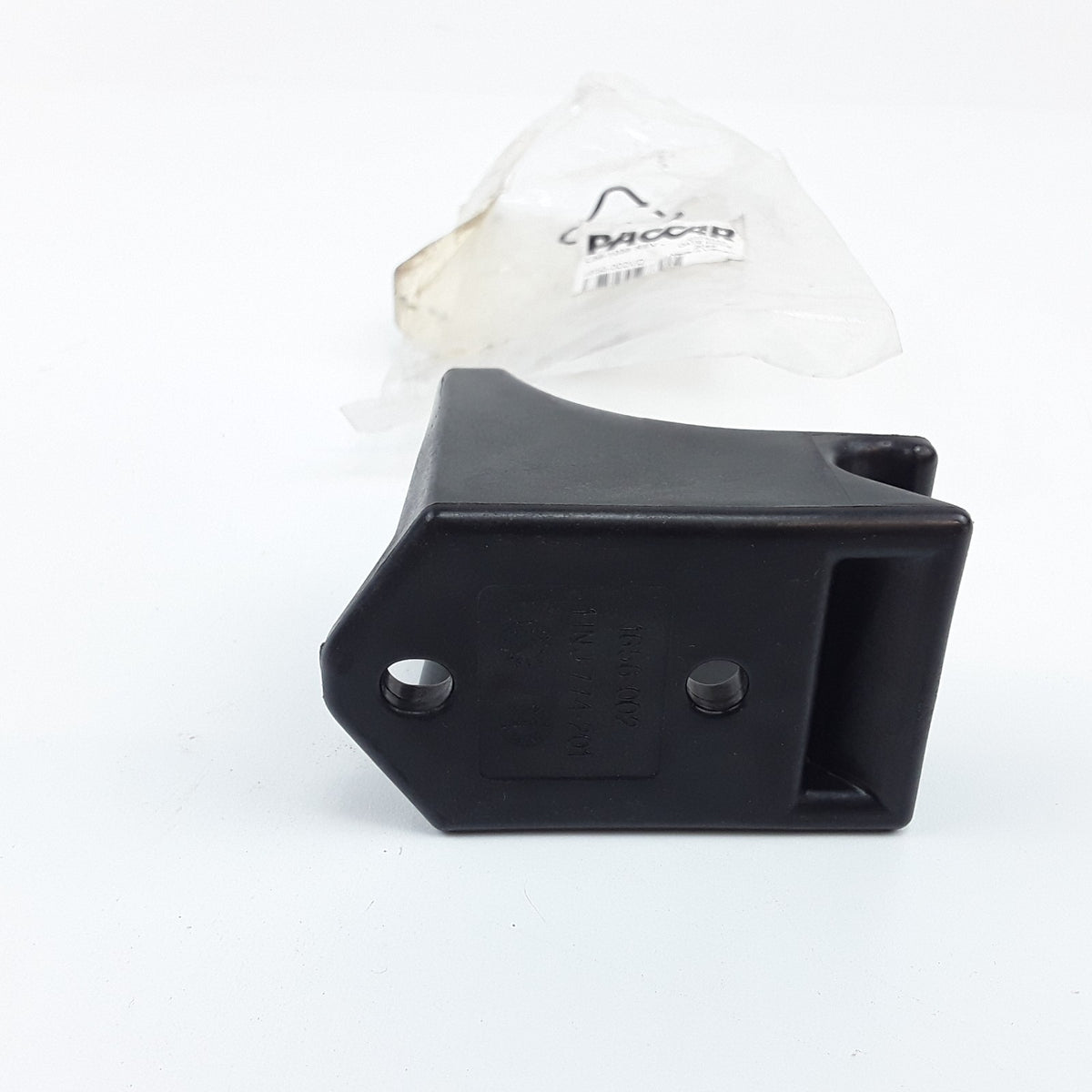p/n L56-1035 Hood Latch Keeper Assembly Fits Kenworth T680, 700