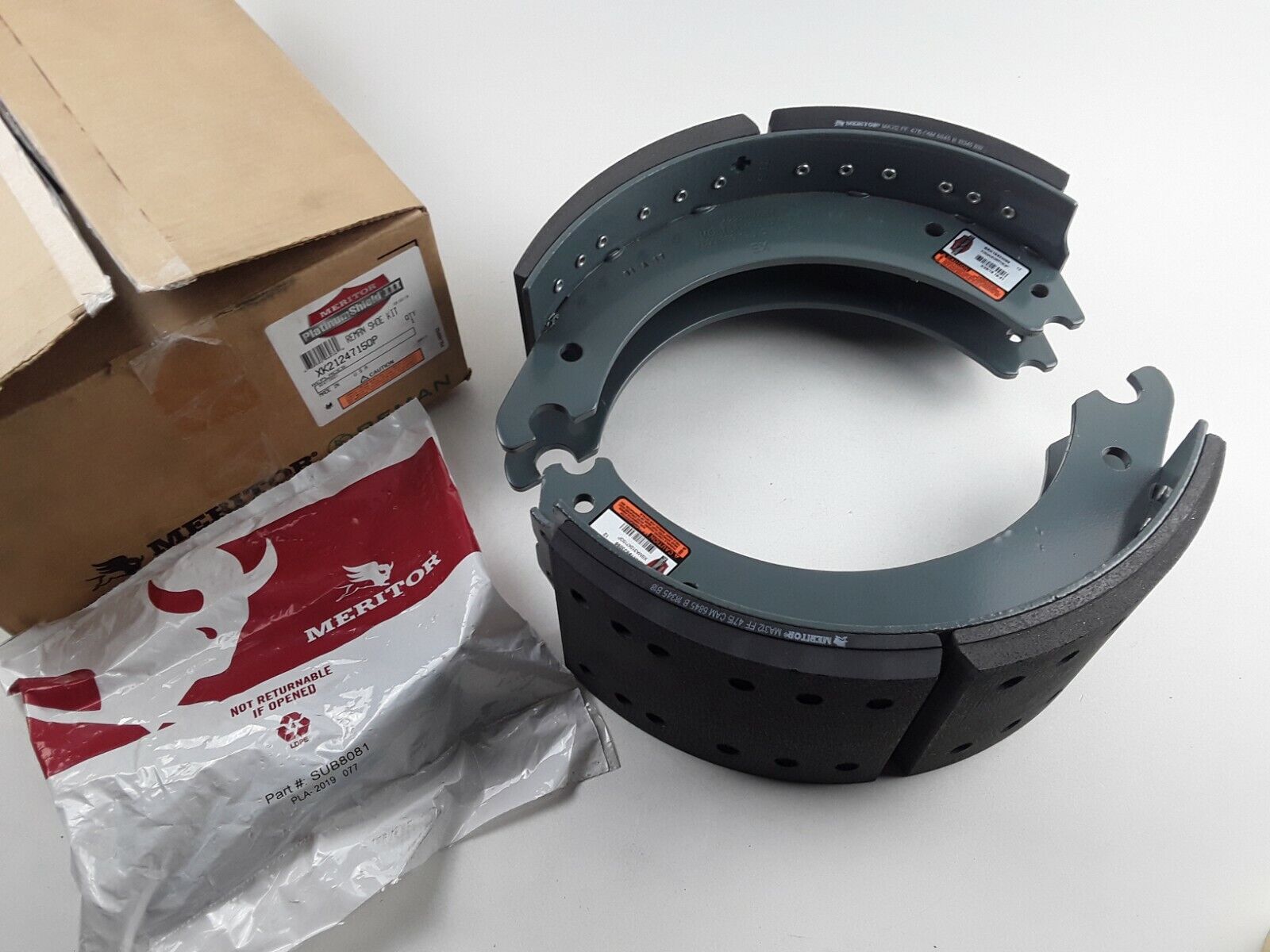 Meritor XK2124715QP Drum Brake Shoe Kit (Lined)KE4715021,with Hardware SUB8081 - HotCarParts