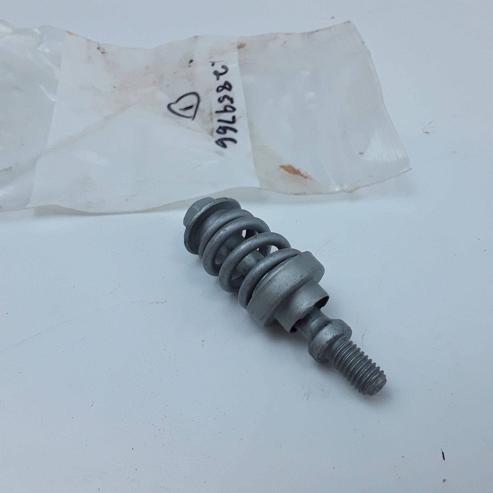 Volvo 22859766 Valve Cover Flange Screw Assembly For Mack & Volvo Trucks