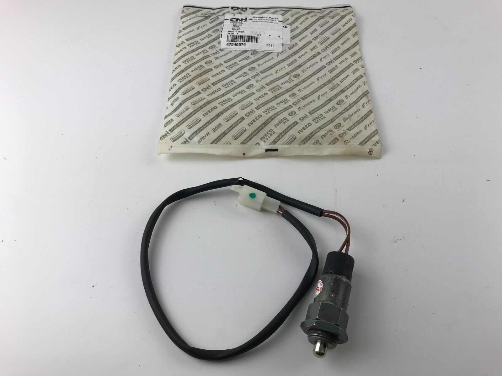 GENUINE OEM CASE Button 47546574 FAST SHIPPING - HotCarParts