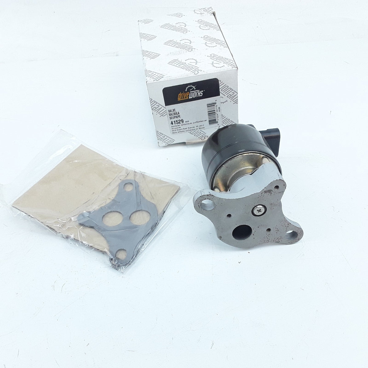 EGR Valve Fits Buick Chevrolet Oldsmobile Saturn Pontiac Saturn (1996-2003)