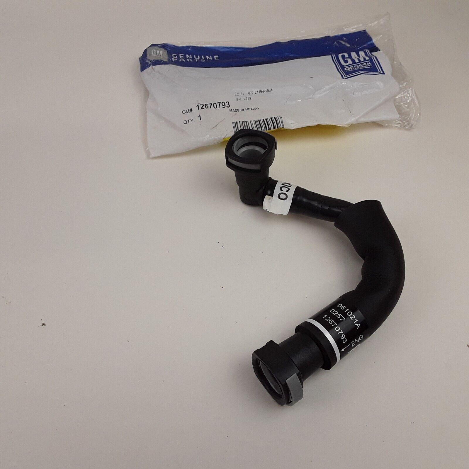 GM PCV Valve Hose 12670793 for Cadillac, Chevrolet, GMC Models 2014-2020