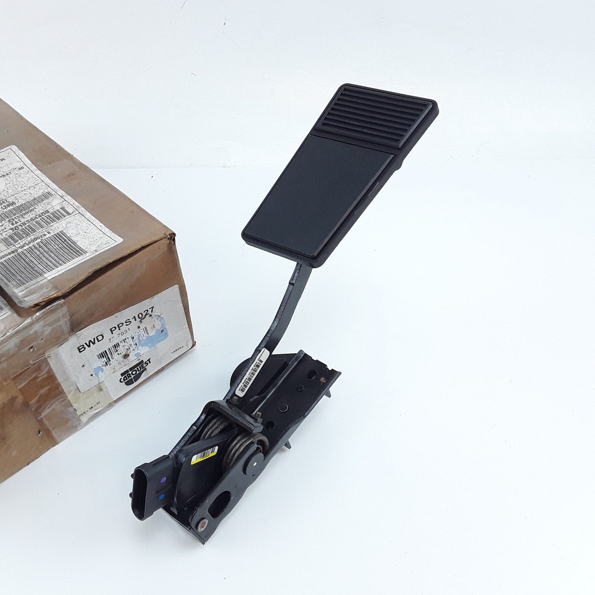 Accelerator Pedal Sensor Fits Buick Allure LaCrosse Chevrolet Impala (2005-2008)
