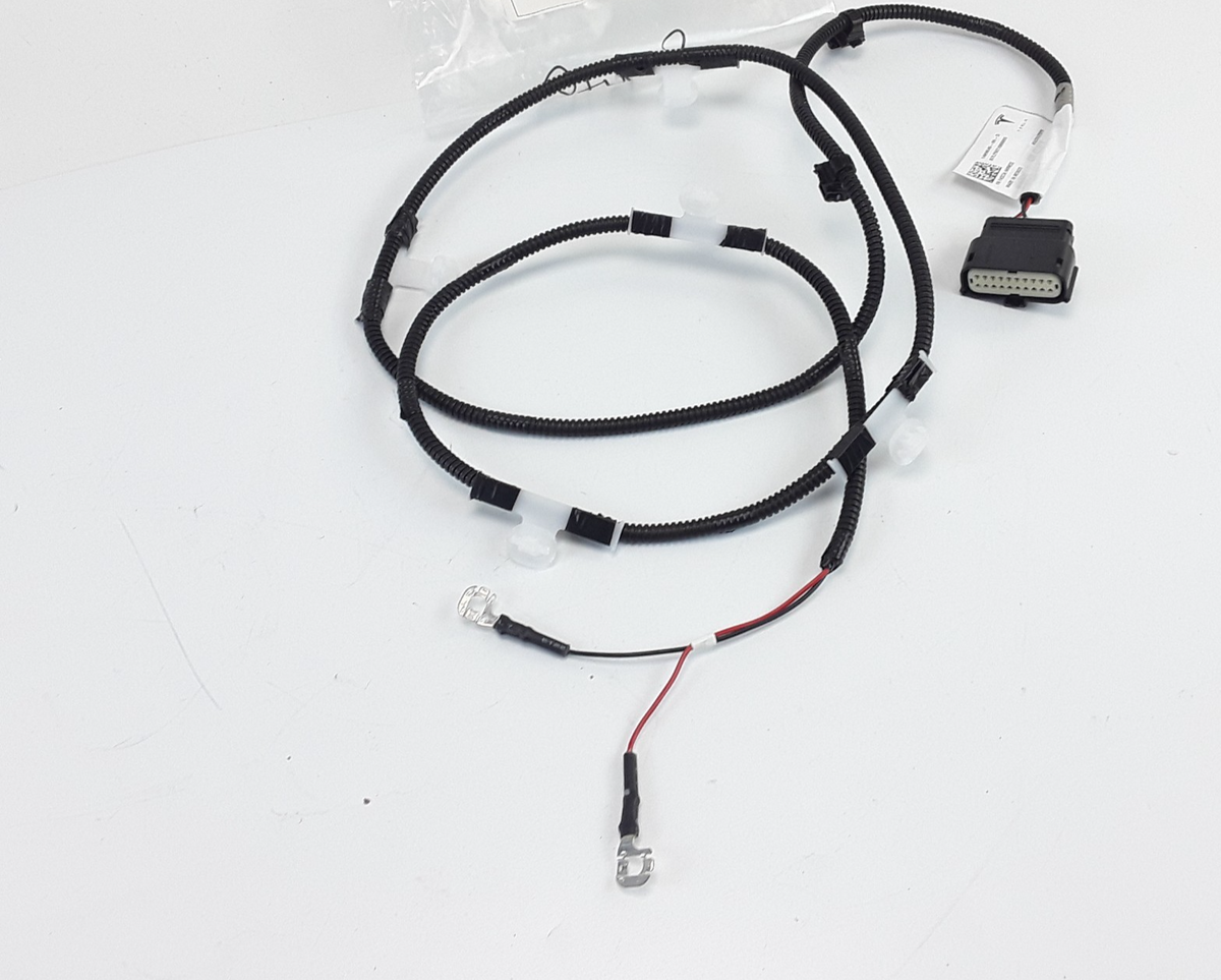 Model Y 2020-2025 Front Bumper Fascia Wiring Harness 1489045-05-D OEM