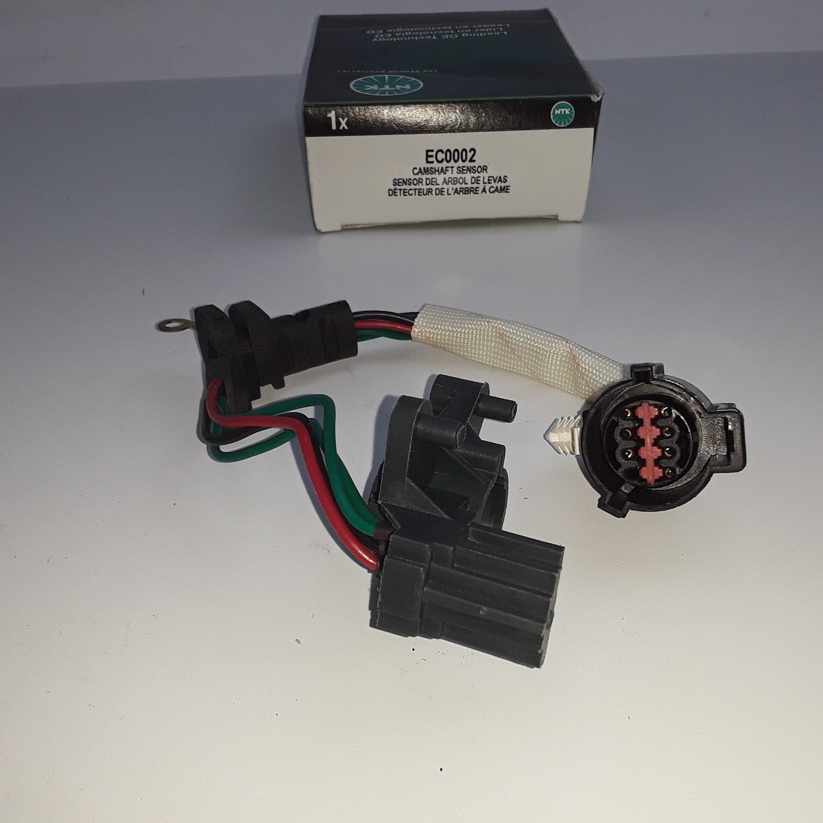 Engine Camshaft Position Sensor Fits Ford F-150 1988-1997 F-350 1995-1997