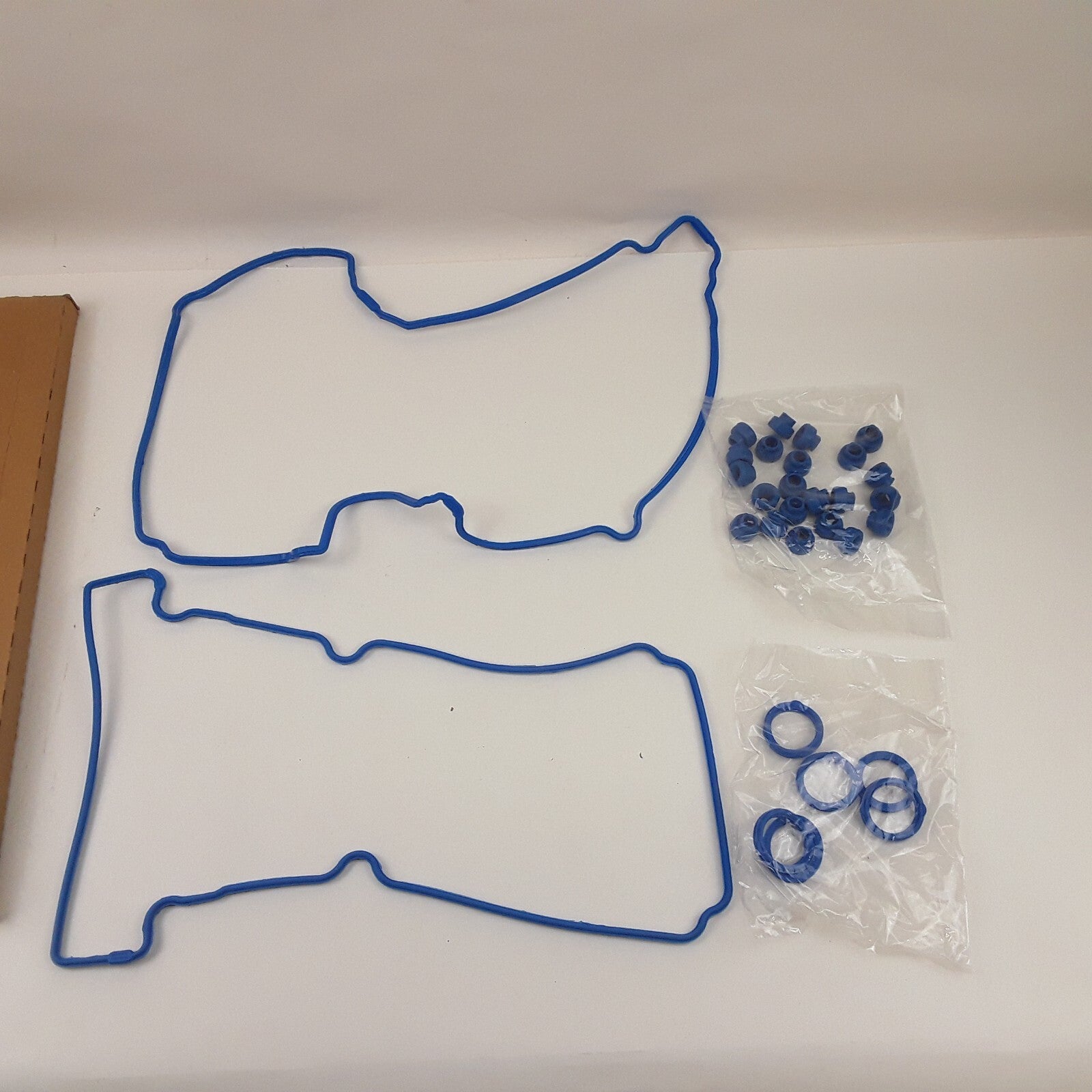 Engine Valve Cover Gasket Set Fits Mercury Mariner Ford Escape Mazda MPV 2005-06