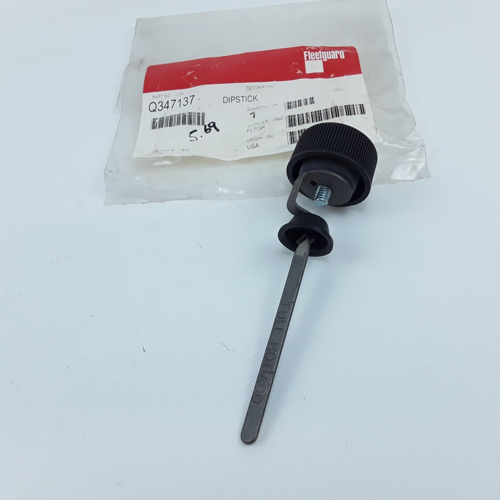 Fleetguard Q347137 Power Steering Reservoir Cap Dipstick For Mack Trucks