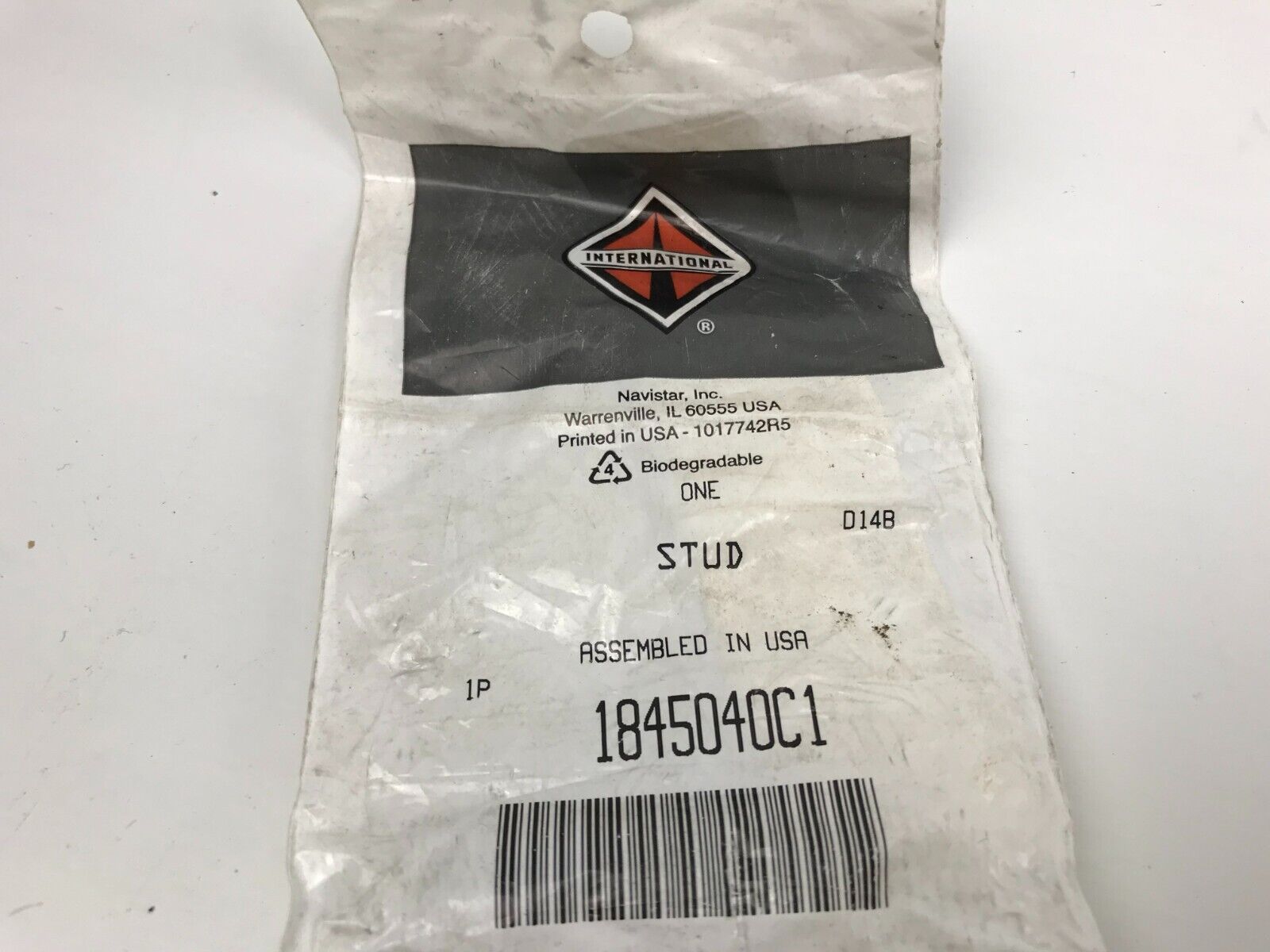 GENUINE OEM International Stud 1845040C1 FAST SHIPPING - HotCarParts