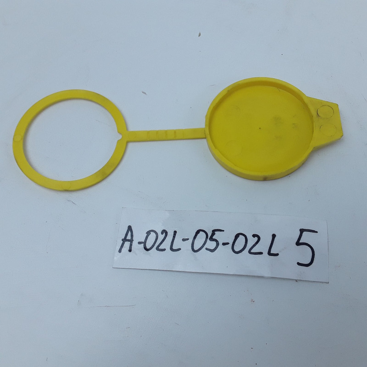 Windshield Washer Fluid Reservoir Filler Cap Fits VNL 670 Gen 1 VNL 670 Gen 2