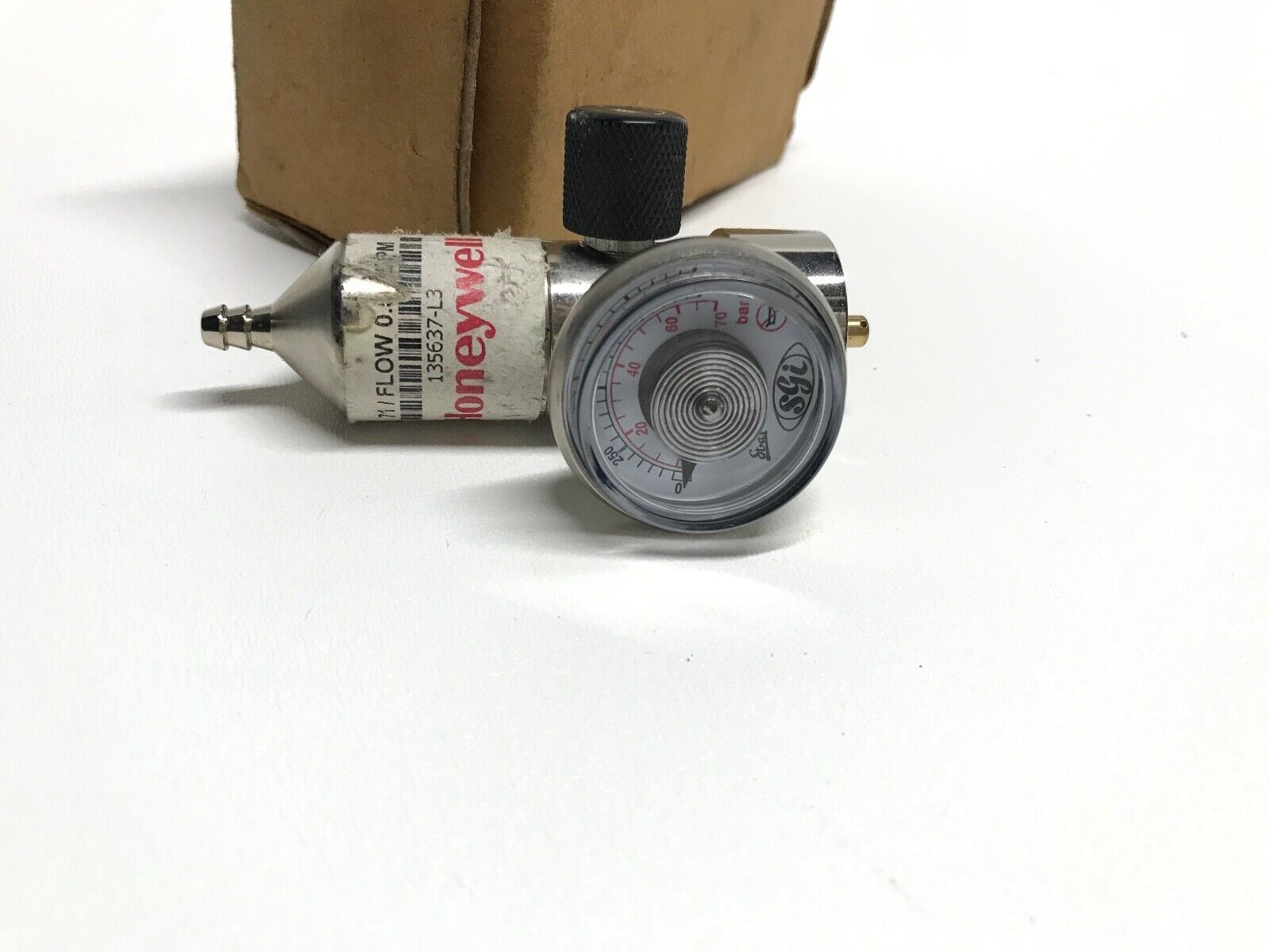 HONEYWELL 135637-L3 Gas Regulator 71/ FLOW 0.5 SLPM 135637-L3 - HotCarParts
