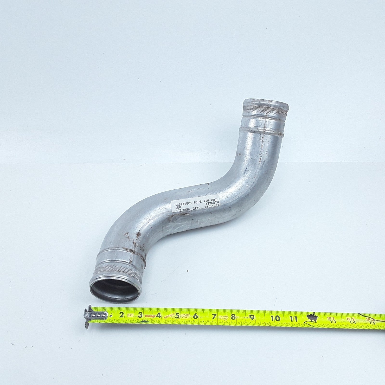 International 3899125C1 Pipe Air Hot Side Charge Air Cooler Heavy Duty