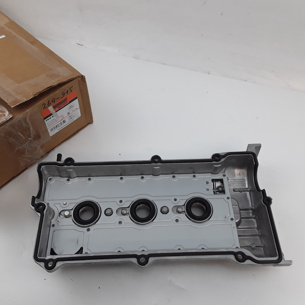 Left Engine Valve Cover Fits Kia Sportage Optima Hyundai Tucson Sonata 2004-2010