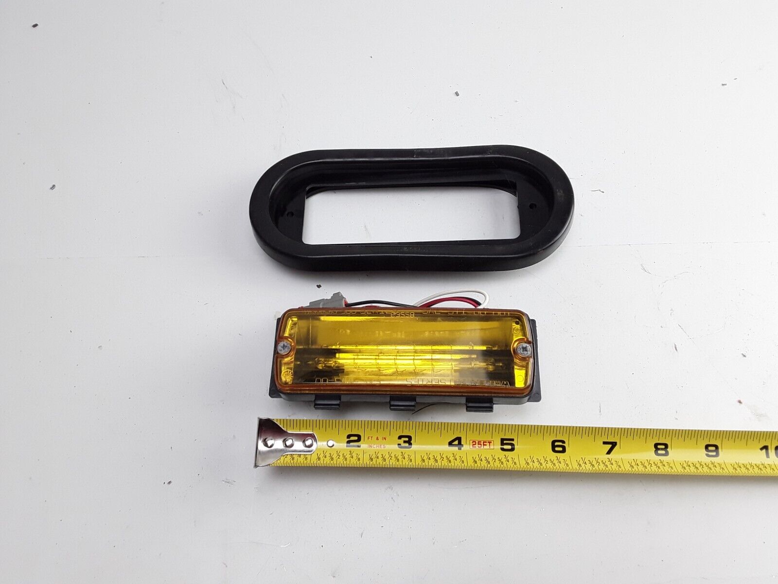 SIGNAL-STAT LIGHTING 9770A STROBE LIGHT HEAD AMBER YELLOW FAST FREE SHIPPING - HotCarParts