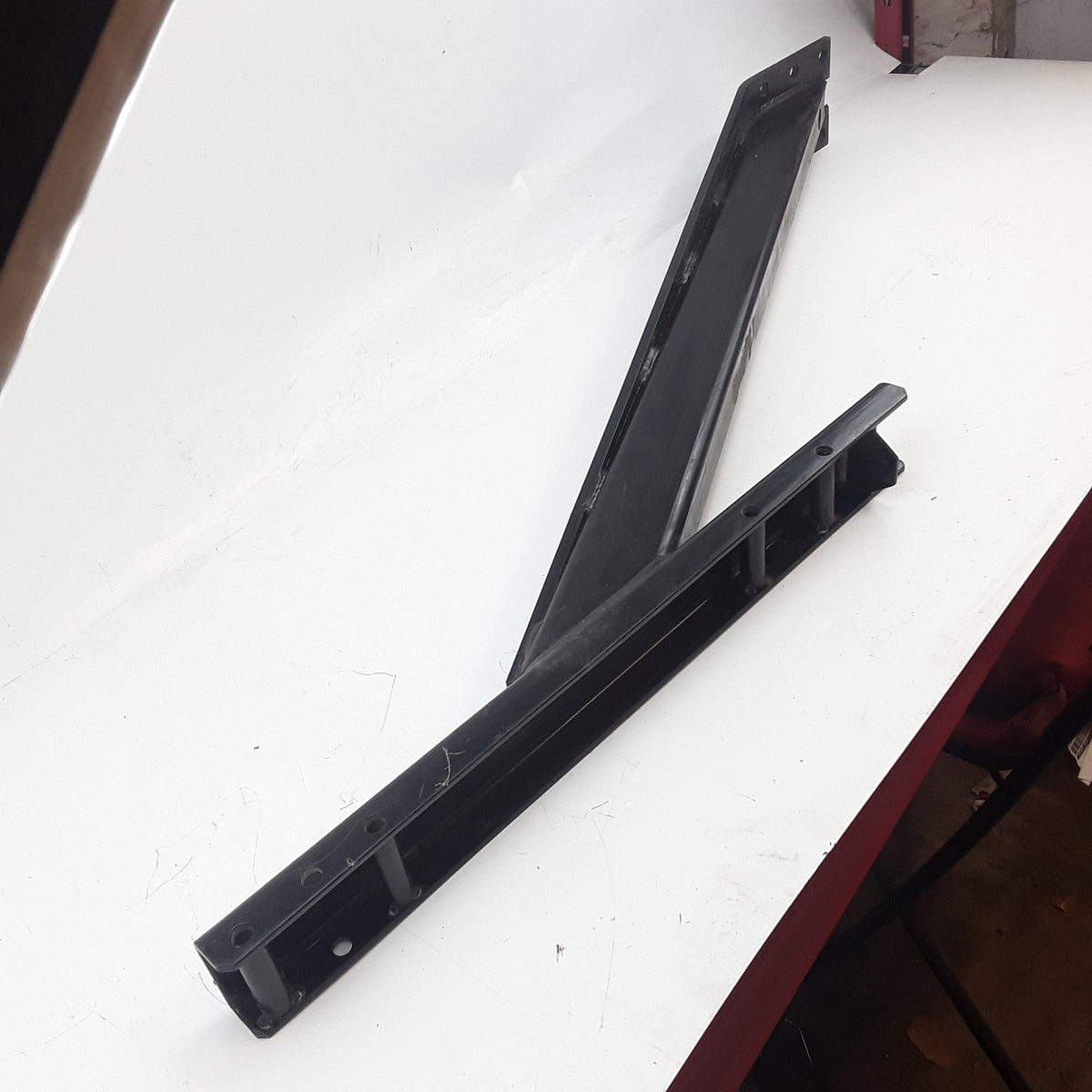Mack 20770477 Exhaust Muffler Bracket Fits Volvo Mack Trucks