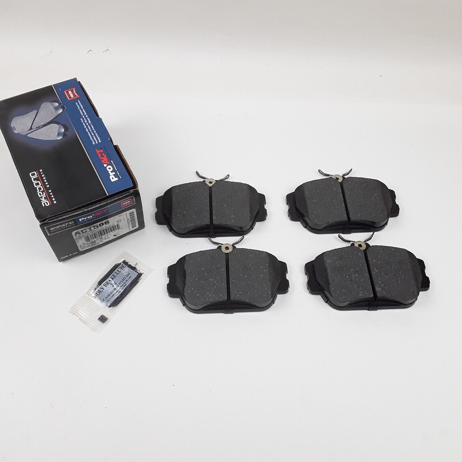 Front Ceramic Disc Brake Pads Fits Ford Lincoln Mercury 1993-2007