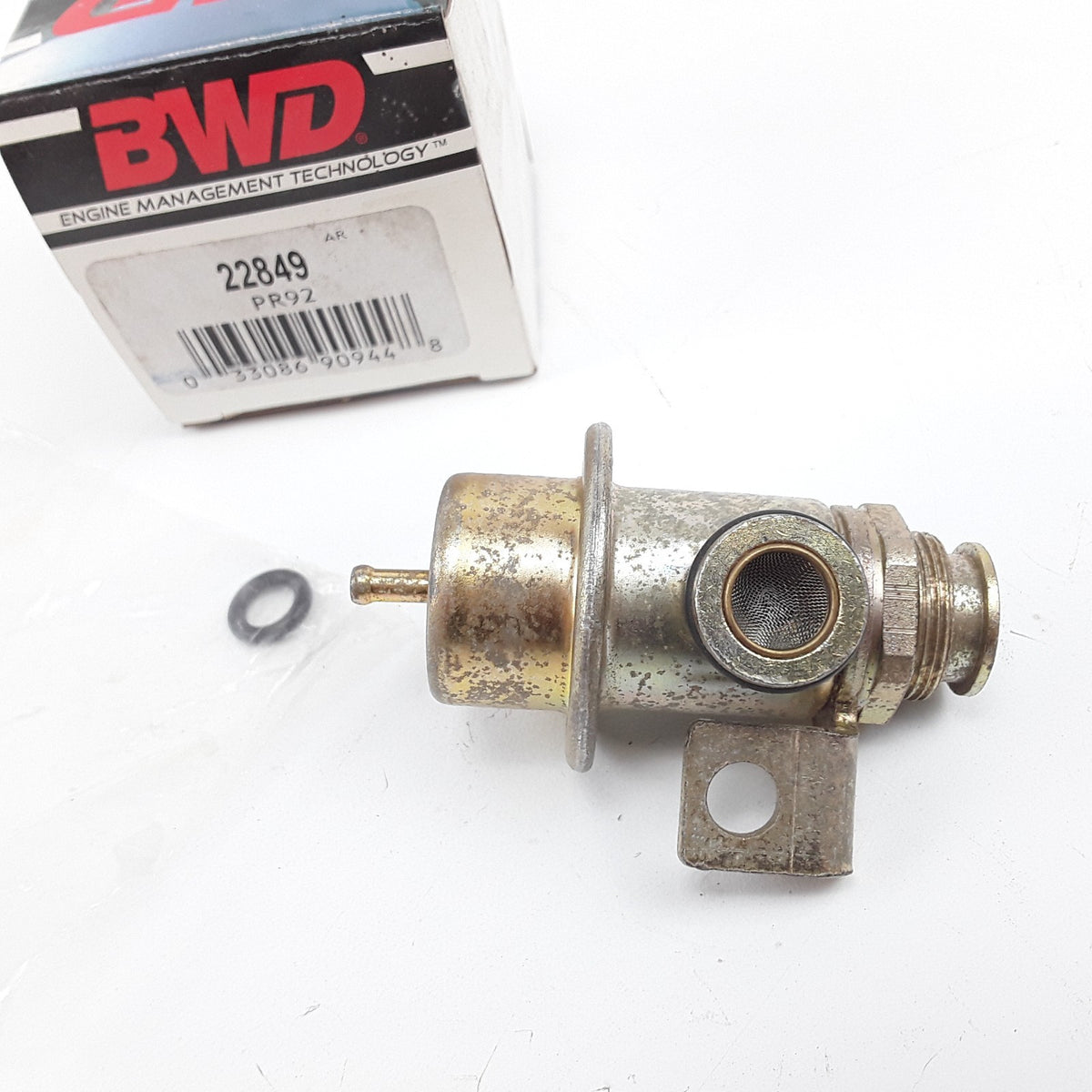 Fuel Pressure Regulator Fits Honda Acura Oldsmobile Cadillac Pontiac (1990-1999)