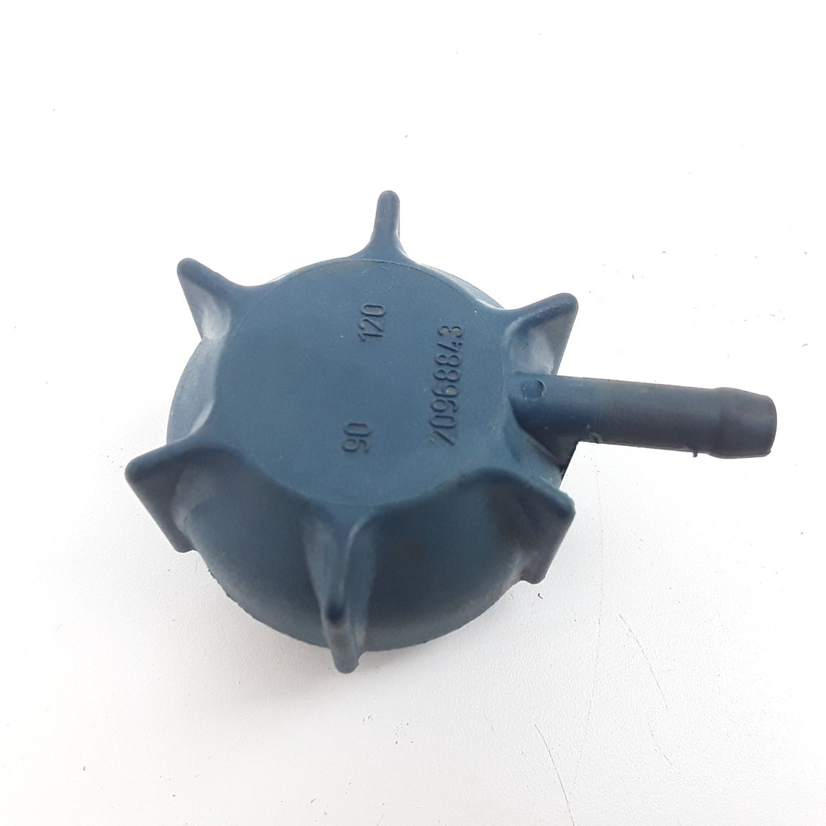 Engine Coolant Reservoir Cap Fits Volvo VNM VNL VN 2000 2001 2002 2003 2004-2007
