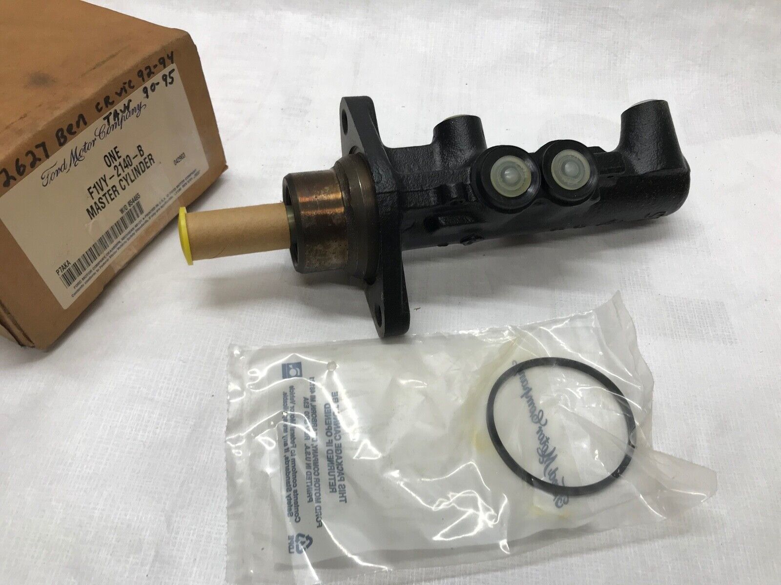 OEM FORD F1VY-2140-B Brake Master Cylinder New Ford Taurus Town / M390024 - HotCarParts