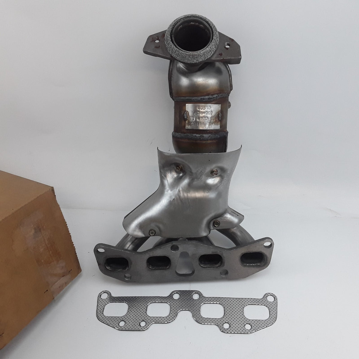 Dorman 674-959 Exhaust Manifold Converter Fits Nissan Sentra Altima (2005-2006)