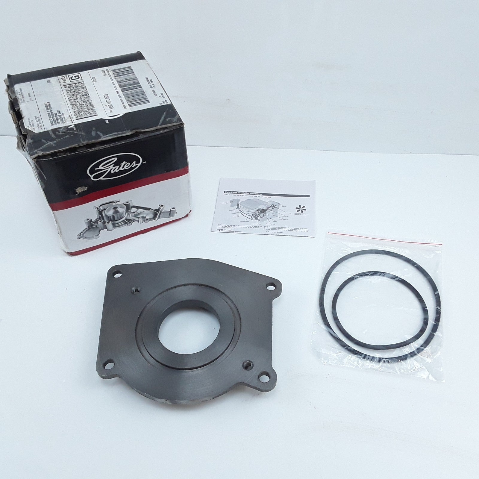 Engine Water Pump Fits GMC Ford Peterbilt Mack Freightliner Autocar (1981-1996)