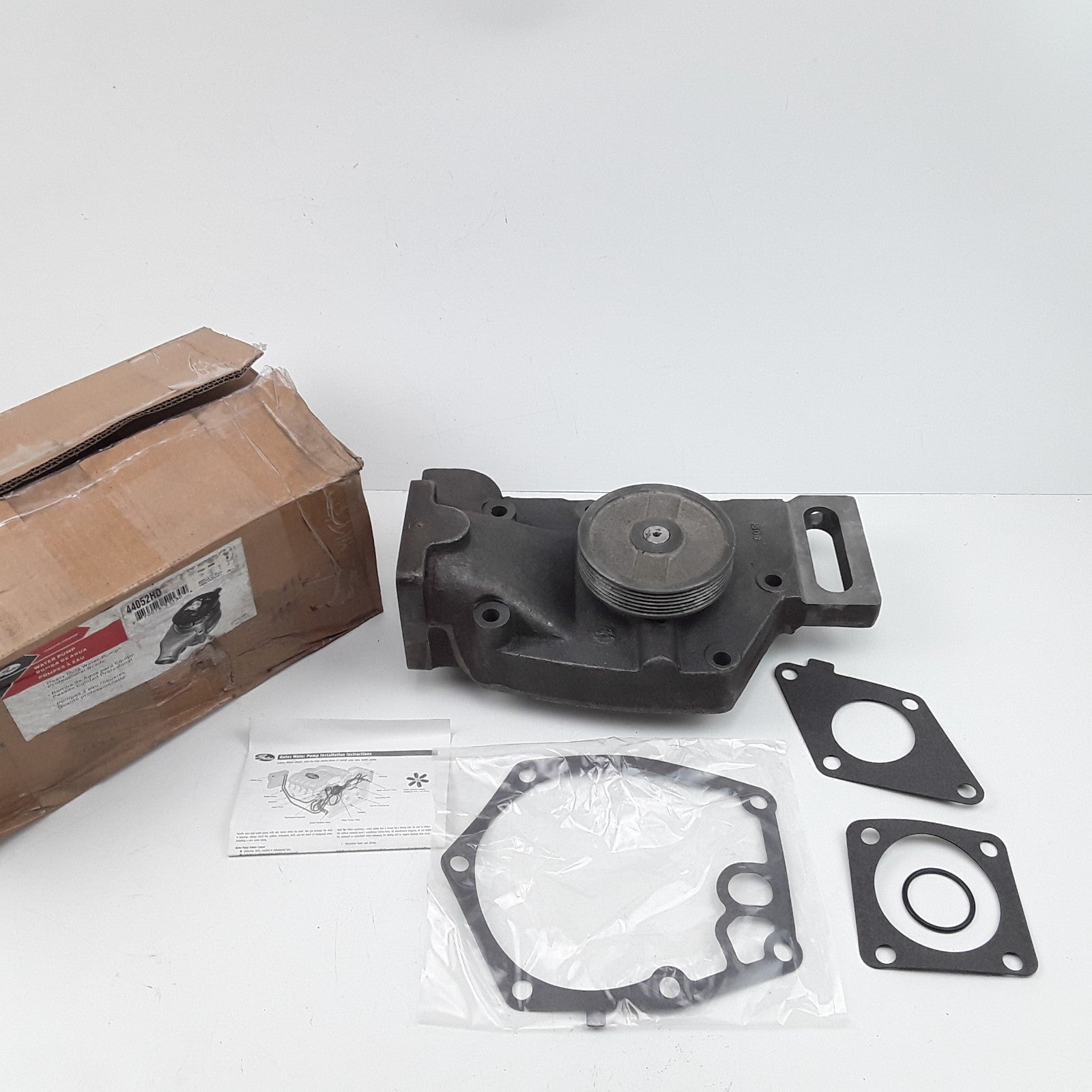 Engine Water Pump Fits Sterling Ford Freightliner Volvo International 1987-2002