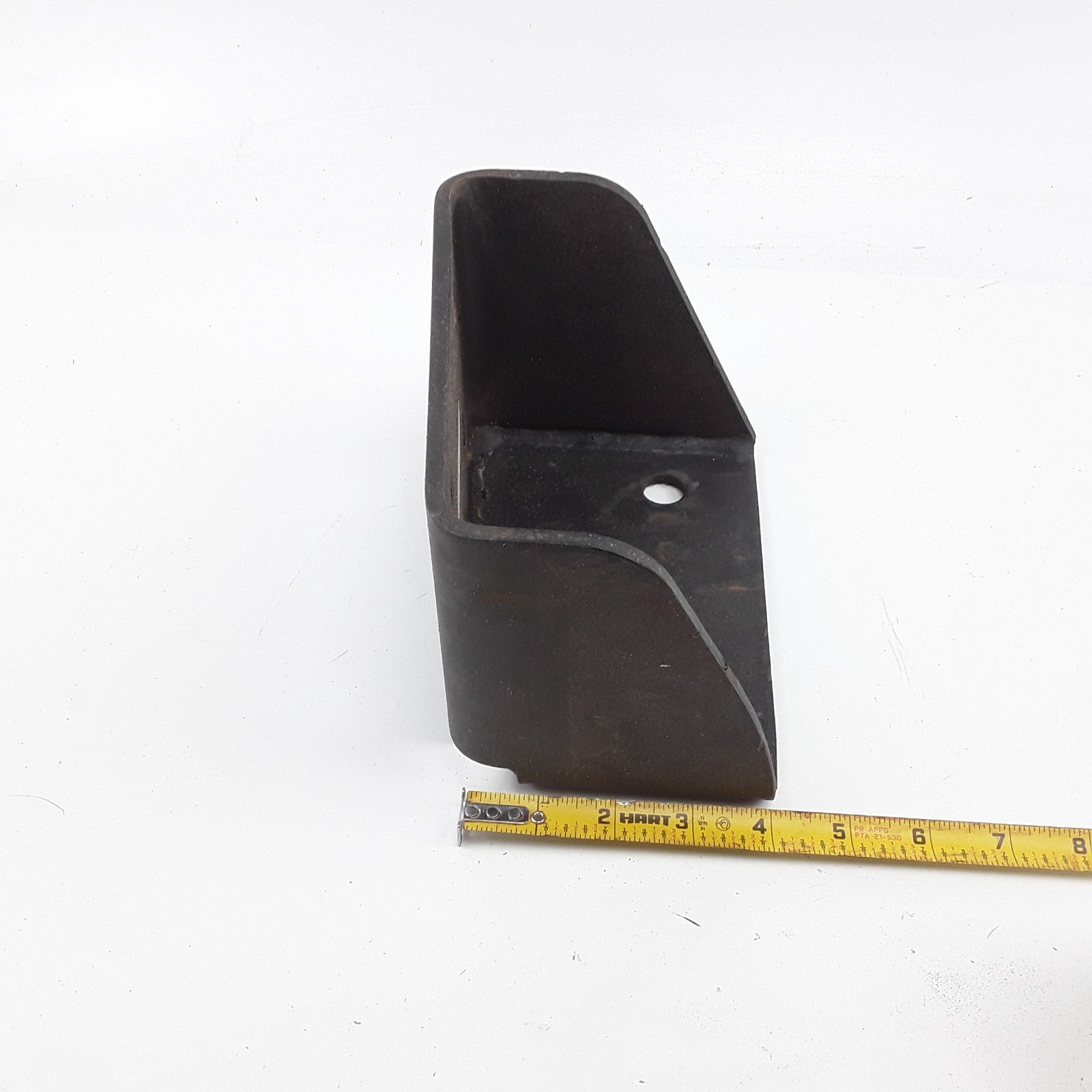 Mack 300S4537M2 Bracket For Heavy Duty and High Performance Vehicles