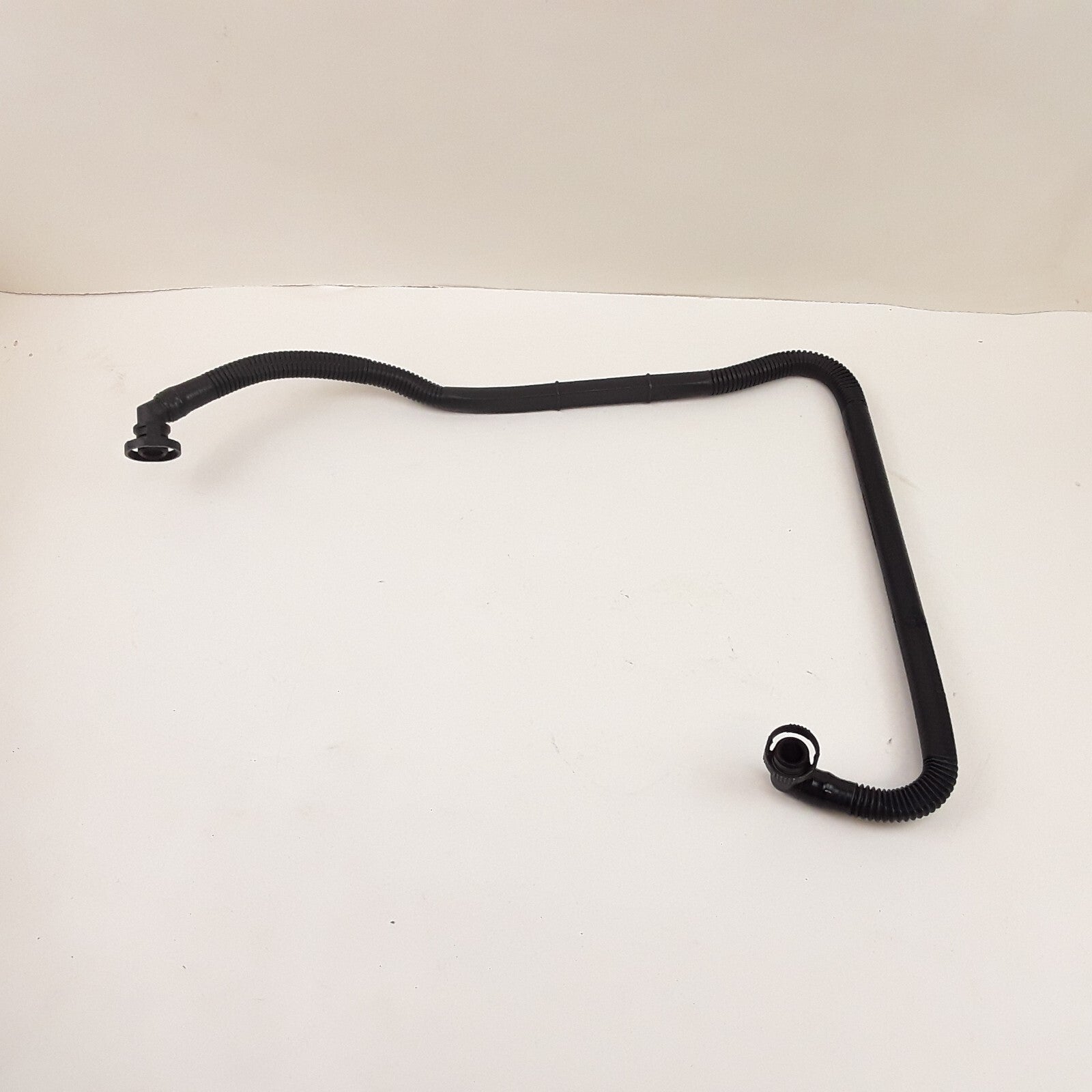 PCV Valve Hose Fits Volkswagen Passat 2001 2002 2003 04 05 Audi A4 Quattro 2001