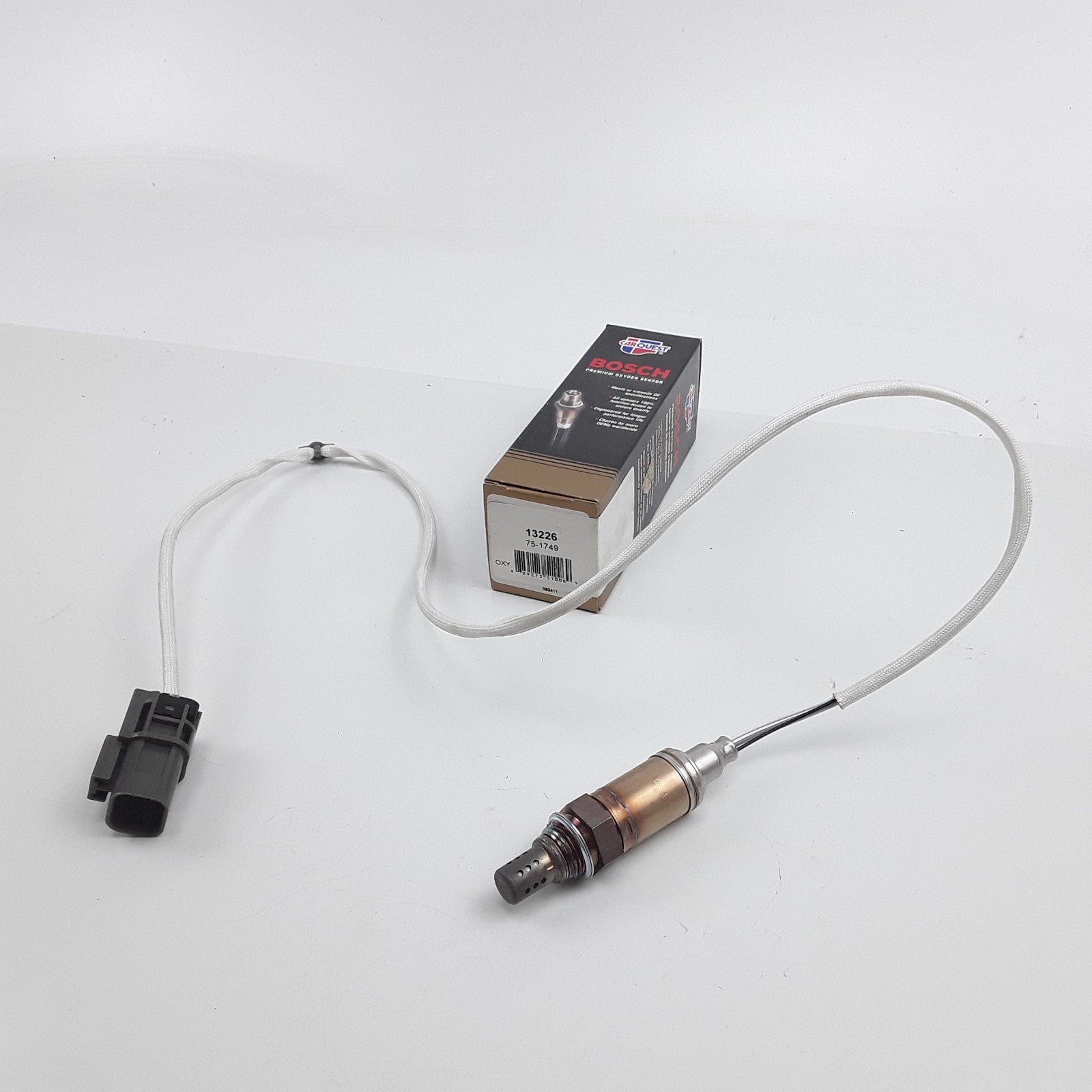 Bosch 13226 Oxygen Sensor Assembly Fits INFINITI QX4 Nissan Pathfinder 1996-2000