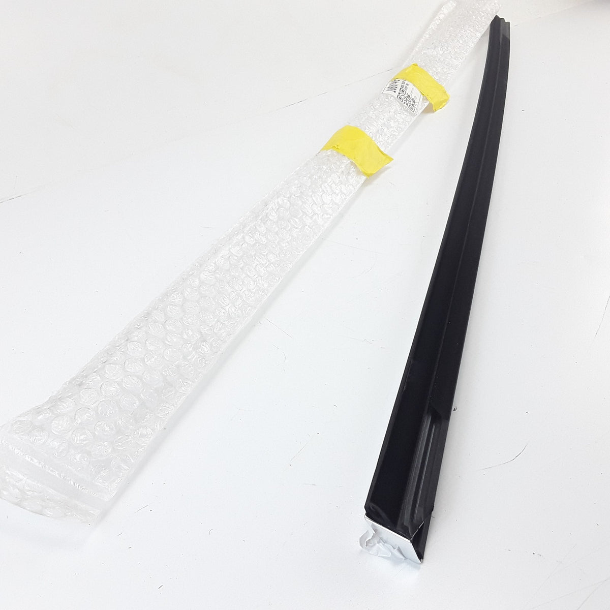 Model 3 Right Rear Door Outer Window Belt 1080748-00-I Genuine OEM