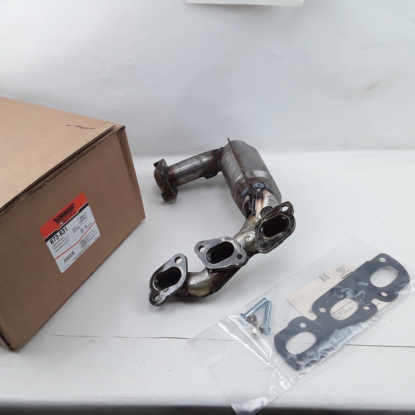 Dorman 673-831 Manifold Converter Fits Mercury Mariner Ford Escape (2001-2006)