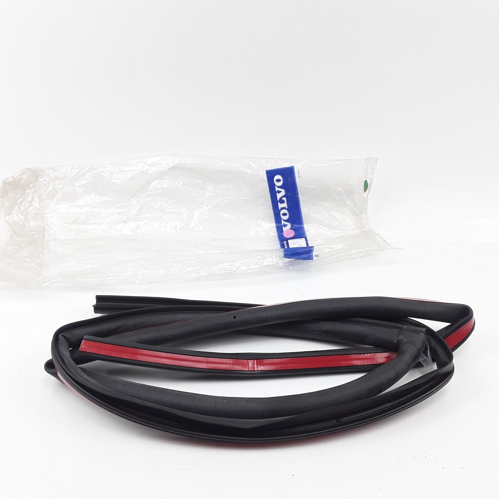 OEM Volvo Door Weather Strip Seal Left LH Side 22106234 For VN VNM VNL FM FH