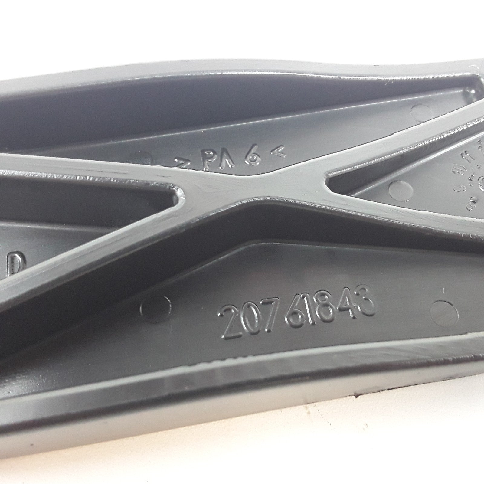 Genuine Volvo 20761843 Cab Linkage Bracket Assembly For Volvo Trucks
