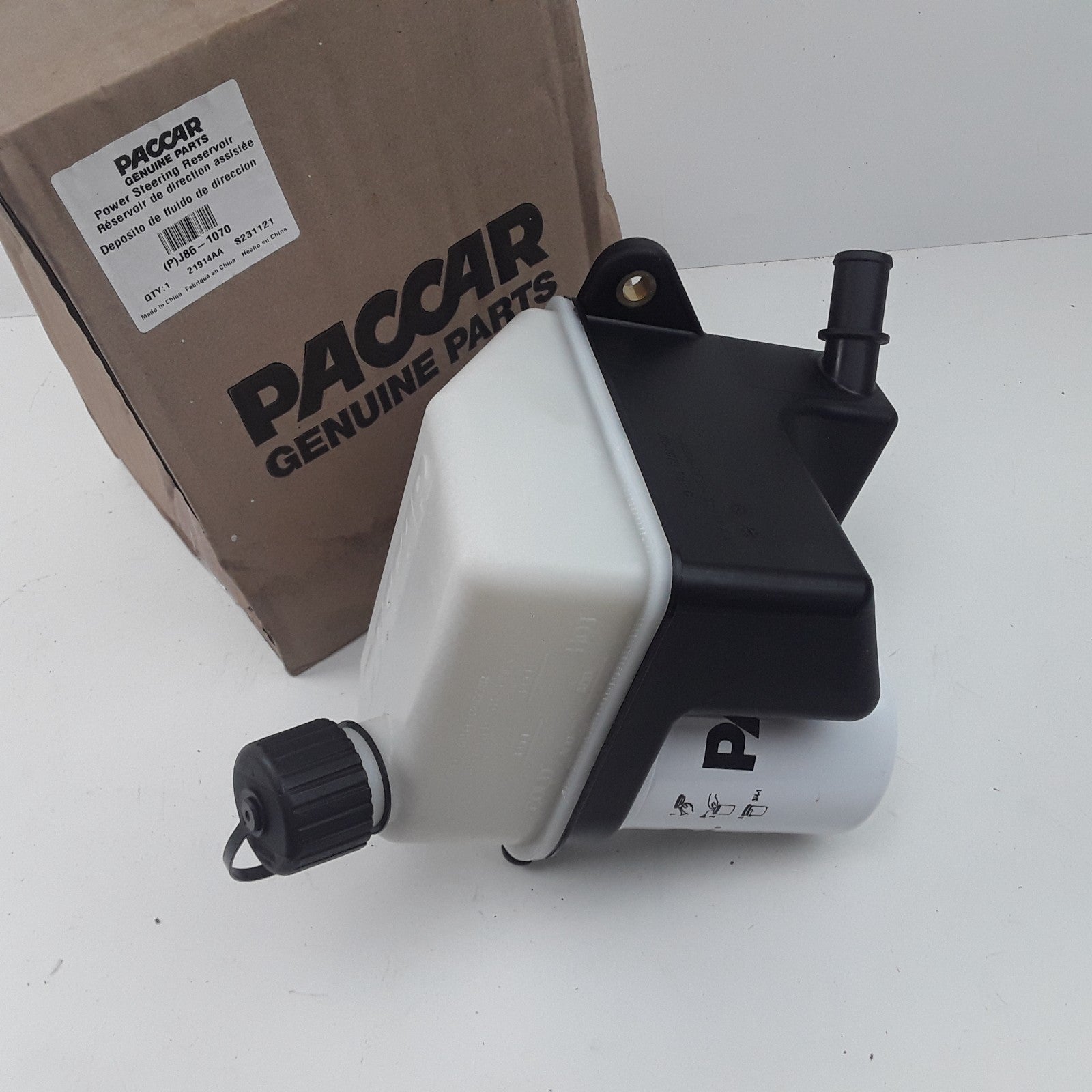 Paccar J86-1070 Power Steering Reservoir For Paccar Peterbilt Kenworth Truck