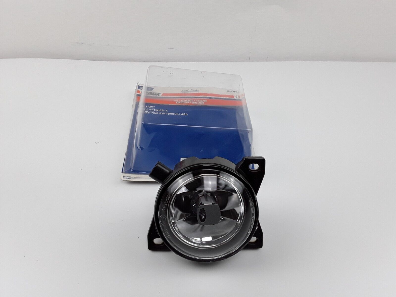 Fog Light For Peterbilt 579 587 T660 2011 2012 2013 2014 2015 2016 2017 2018 19 - HotCarParts